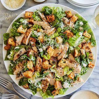 Цезар салата с пилешко месо