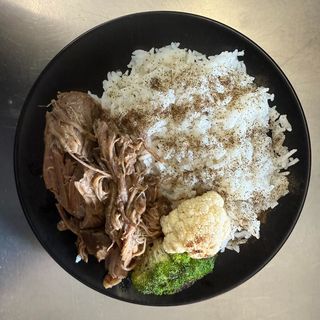 Дърпано телешко с ориз басмати