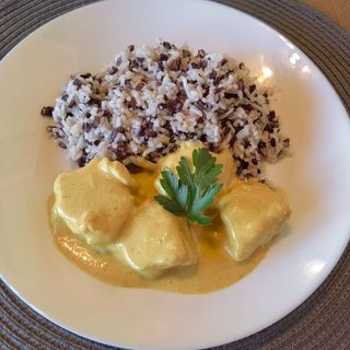 Пиле къри с басмати ориз