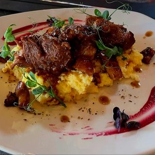 Дърпано телешко месо по средиземноморски