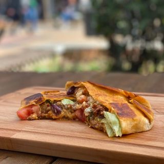 Крънч Рап с пилешко месо