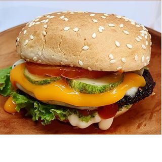 Бургер с топено сирене