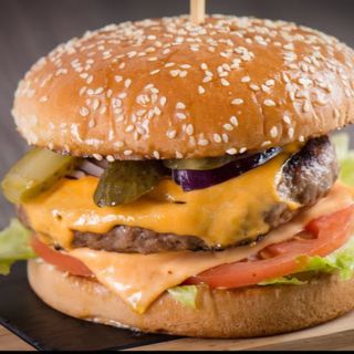 Бургер с пилешка плескавица