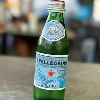 Сан пелегрино 0.250 л.