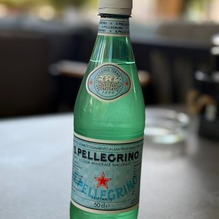 Сан пелегрино 0.500 л.