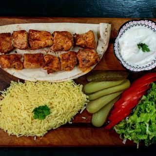 Пилешки шиш на жар