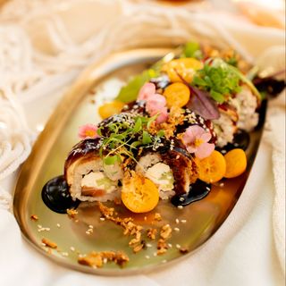 Златен Дракон