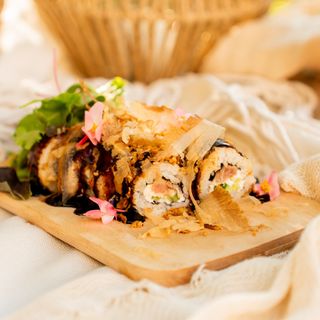 Татаки Бонито Рол