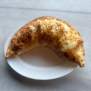 Пърленка със сирене и кашкавал