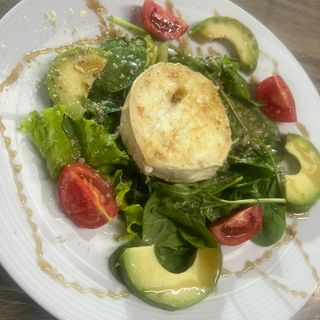 Салата козе сирене