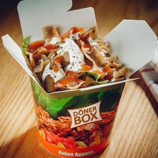 Дюнер бокс пилешки