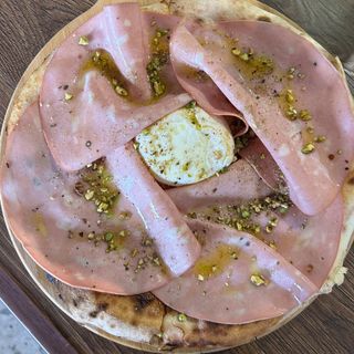 Бианка Неве 