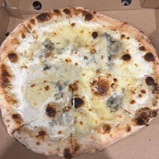 Куатро Формаджи