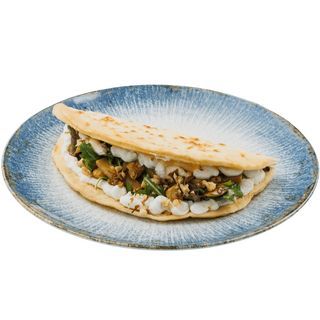 Пиадина с трюфел сирене и тиквички