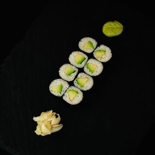 Хосомаки авокадо 8 бр. 110 гр.