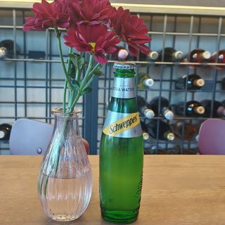 Сода Schweppes
