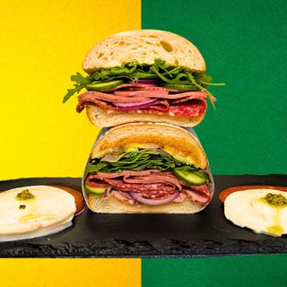 Наполи Фиама