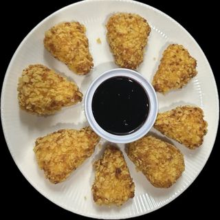 Топени сиренца със сладко от боровинки