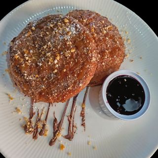 ФРЕНЧ ТОСТ-ПЪРЖЕНИ БРИОШ ПИТКИ С КАНЕЛА И СЛАДКО ОТ БОРОВИНКИ