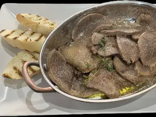ТЕЛЕШКИ ЕЗИК В МАСЛО