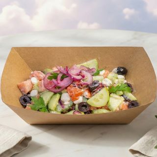 Българска салата с котидж(390гр)