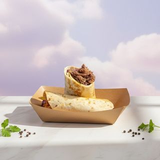 Здравословен дюнер с телешко дърпано