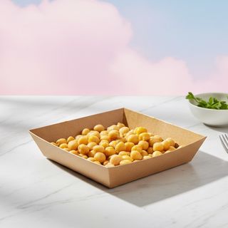 Нахут със соево-чеснов дресинг