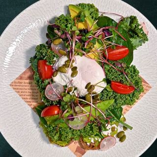 Фета авокадо тост