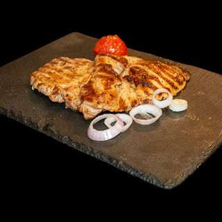 Свинска вратна пържола