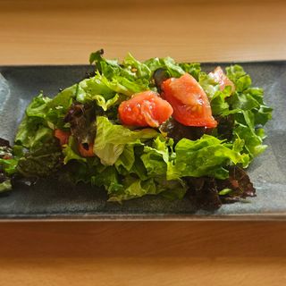 Свежа салата - микс зелени салати, домати