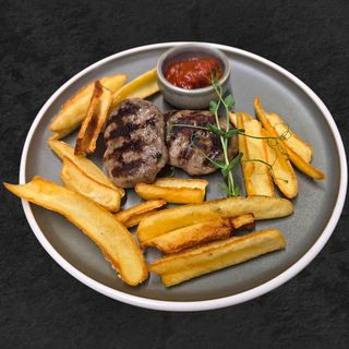 Кюфтета порция