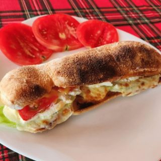 Сандвич със сирена  