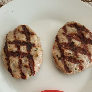 Свински кюфтета 2бр.