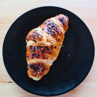 Френски кроасан с шоколад