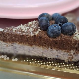 Веган боровинкова торта