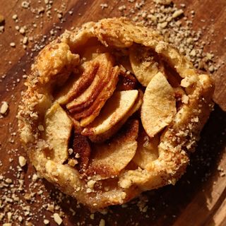 Galette с ябълка и канела