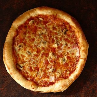 Pizza Capricciosa (30 см)