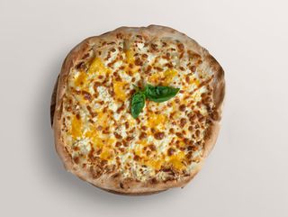 Пица Пинса с четири сирена (650г)