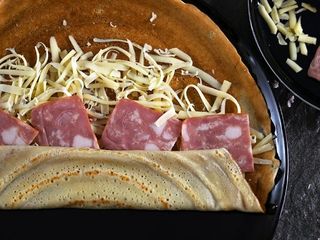 Палачинка бекон и кашкавал