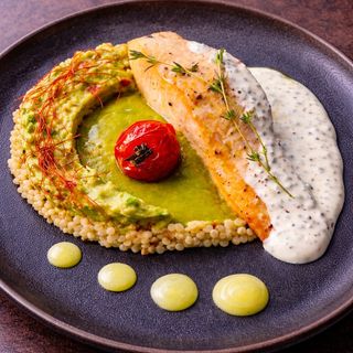 Стек от сьомга с птитим