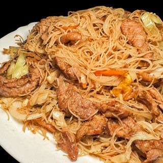 H2-Пъжено оризово фиде със свинско- 600г