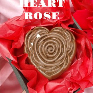СЪРЦЕ РОЗА ШОКОЛАД