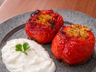 Пълнени чушки с кайма и ориз(с кисело мляко)