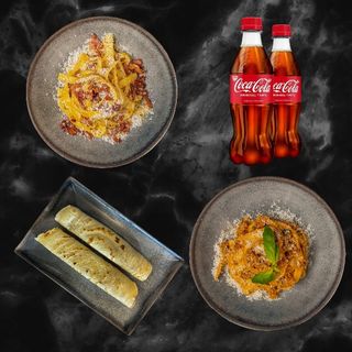 2 бр. пасти (400гр.) + 2 бр. Кока Кола  (300мл.) + порция палачинки