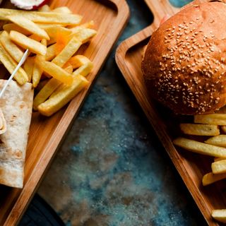 КОМБО БУРГЕР И ТОРТИЛА МЕНЮ