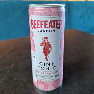Beefeater Pink Strawberry Gin&Tonik