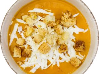 Зеленчукова крем супа с крутони (350 мл)