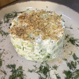 Салата ,,Снежанка” (200 гр)