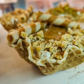 Кошничка с крем Бисков