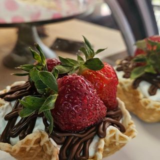 Кошничка с ягоди